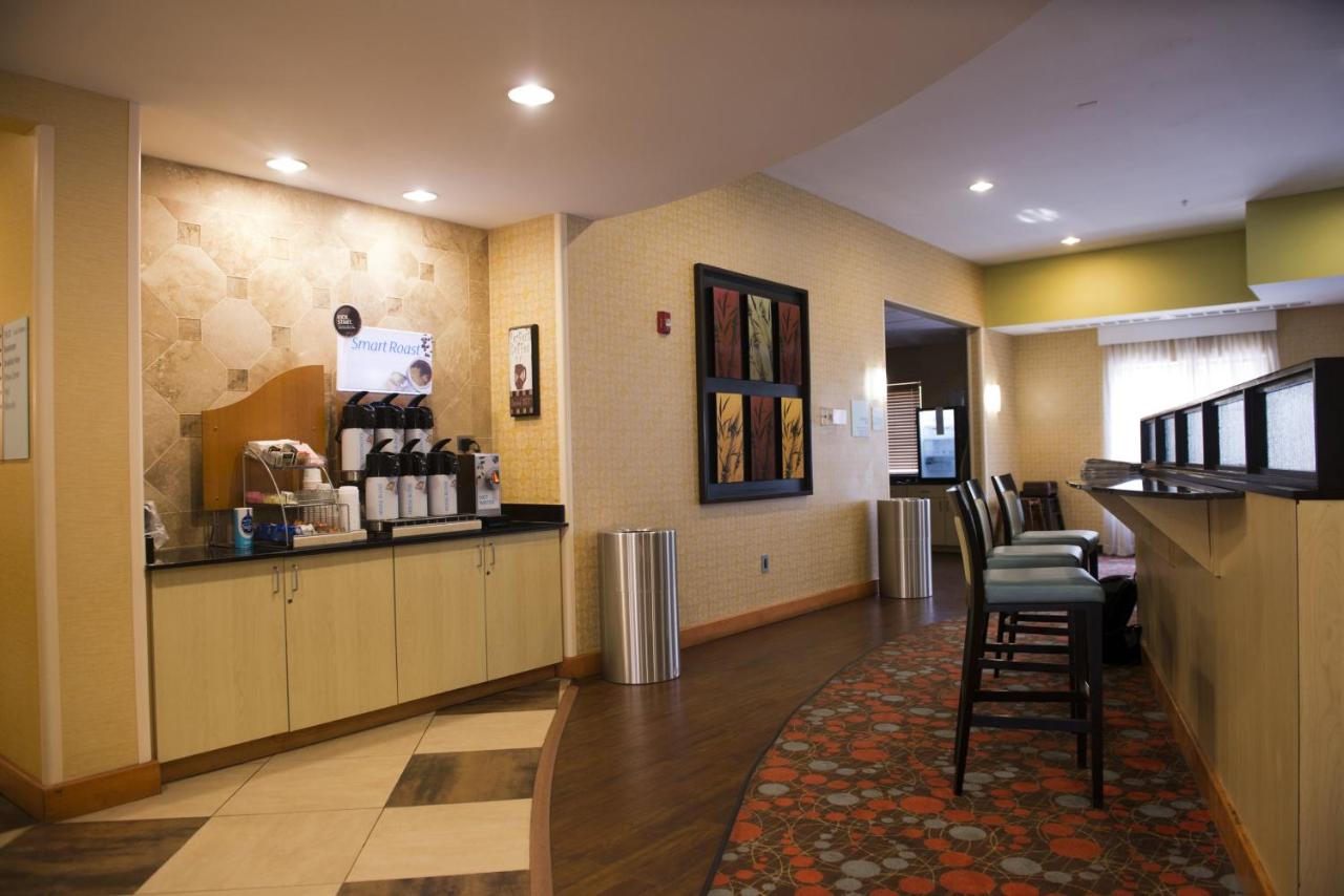  | Holiday Inn Express Hotel & Suites Atlanta East - Lithonia
