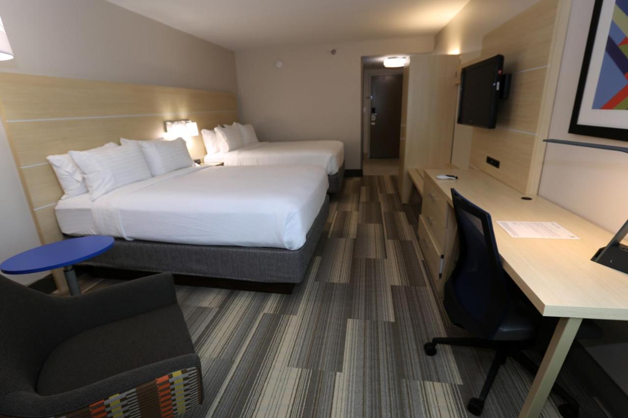 Queen Room with Two Queen Beds - Non-Smoking at Holiday Inn Express Biloxi - Beach Blvd by IHG