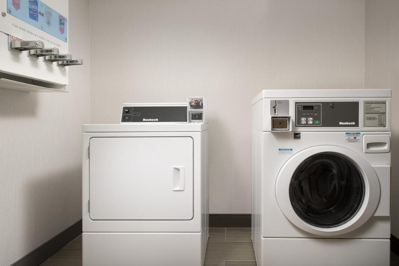 | Holiday Inn Express Saugus Logan Airport, an IHG Hotel