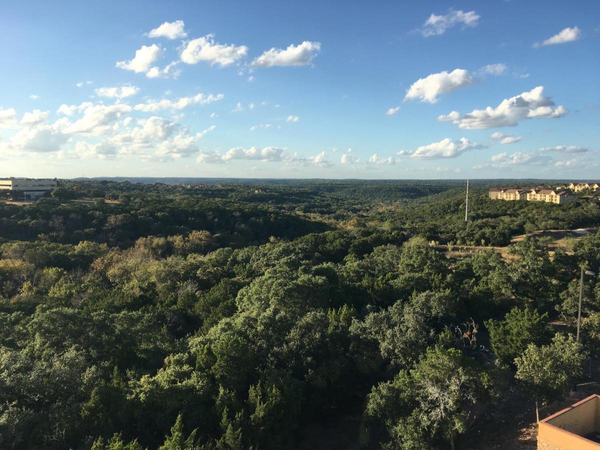  | Holiday Inn Express & Suites Austin NW - Four Points, an IHG Hotel