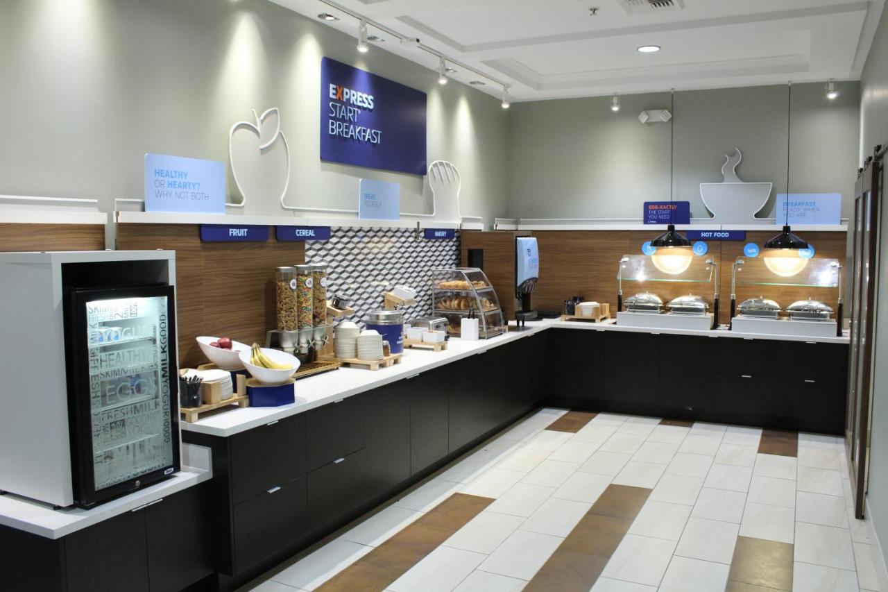  | Holiday Inn Express & Suites Napa American Canyon, an IHG Hotel