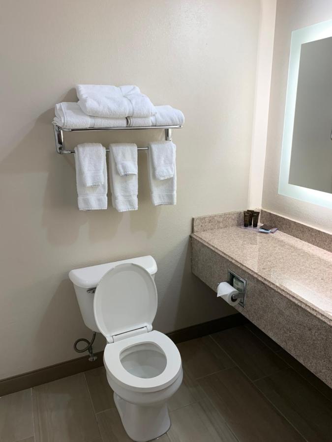 Studio Suite with Two Queen Beds - Non-Smoking at Wingate by Wyndham Brighton