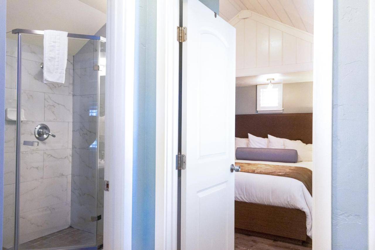  | Ocean Echo Inn & Beach Cottages