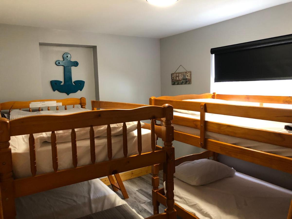 Suite with Lake View at Alexanders Landing