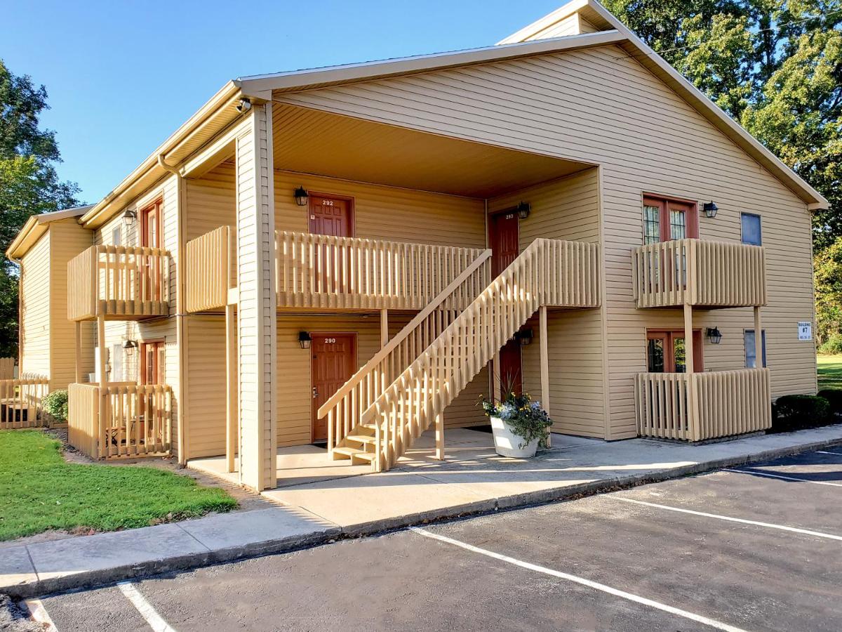 | Americas Best Value Inn St. Marys