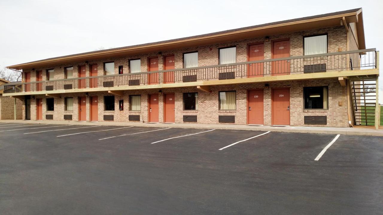| Americas Best Value Inn St. Marys