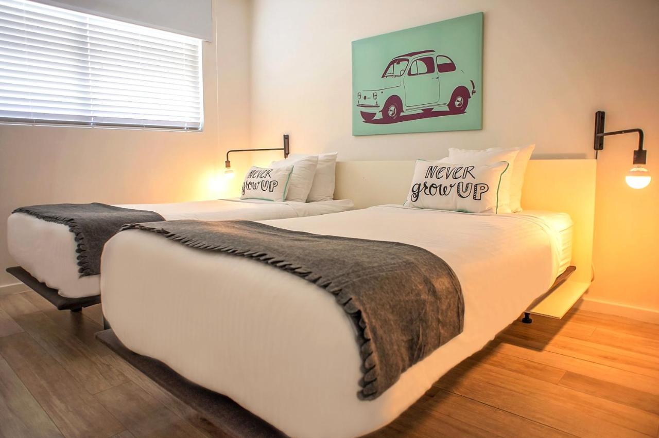 | Beach Haus Key Biscayne Contemporary Apartments