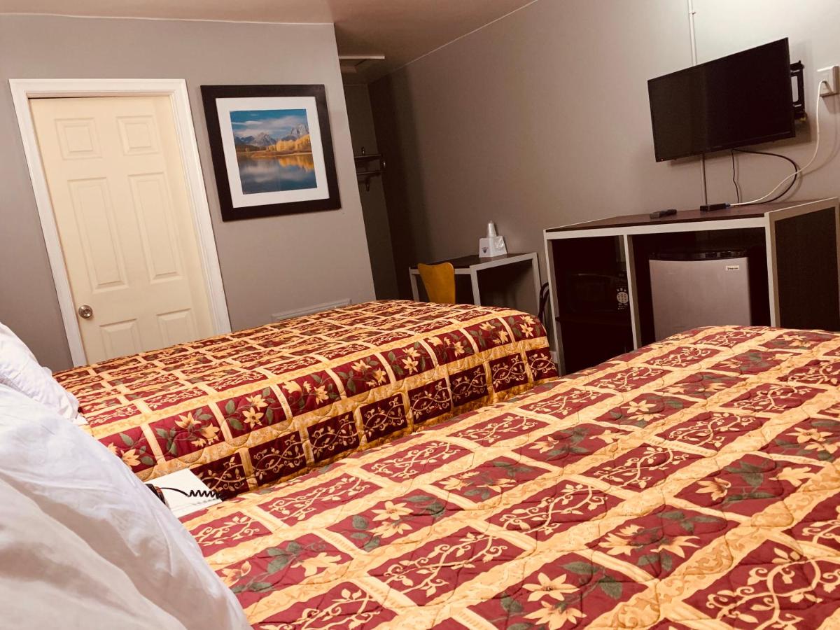 | Red Carpet Inn - Norristown