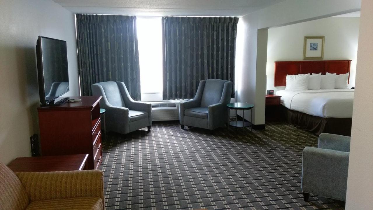 | C3 Hotel & Convention Center