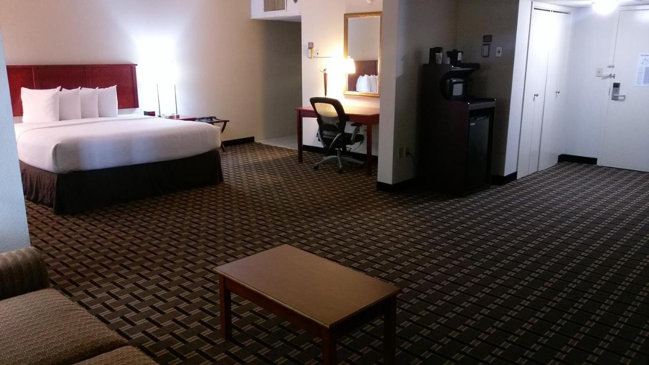 | C3 Hotel & Convention Center