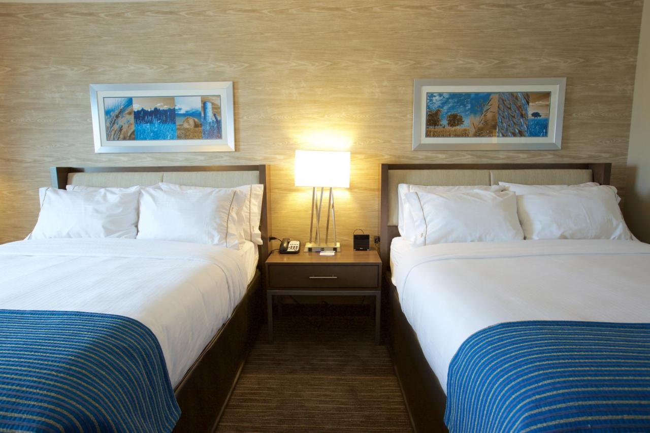  | Holiday Inn Express Fargo SW I94 Medical Center, an IHG Hotel