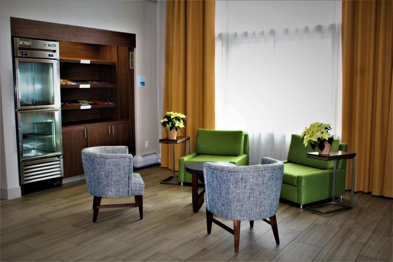 | Holiday Inn Express Durham-UNH, an IHG Hotel