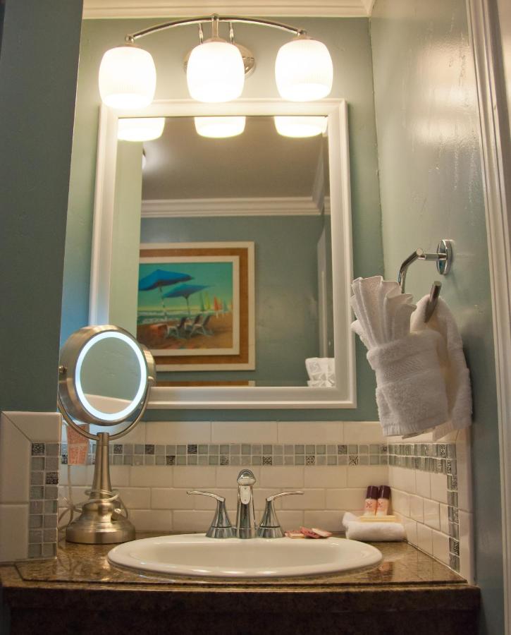 | Capitola Beach Suites