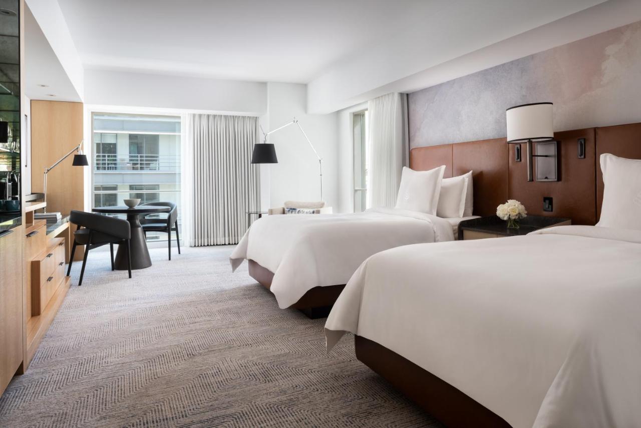 | Four Seasons Hotel Seattle