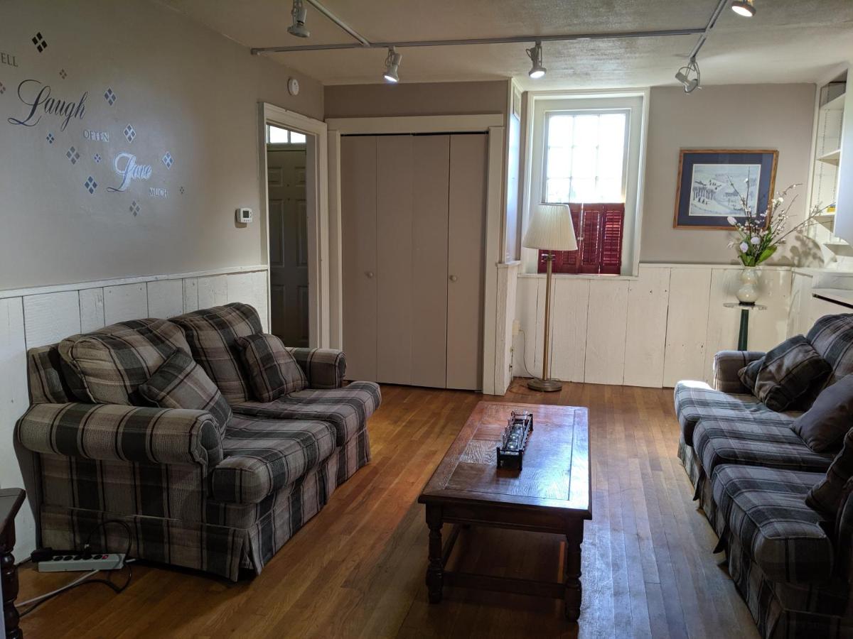 | Spruce Lane Lodge and Cottages