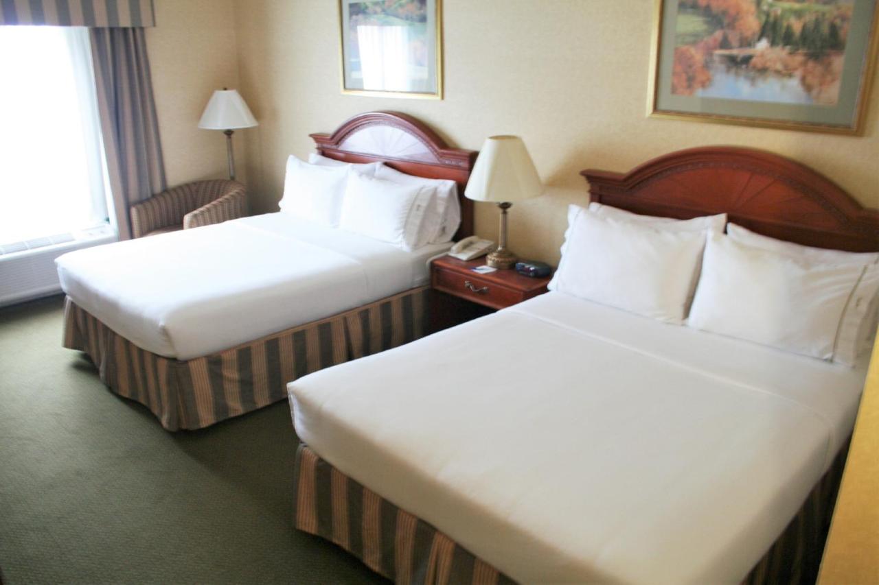  | Holiday Inn Express Hotel & Suites Drums