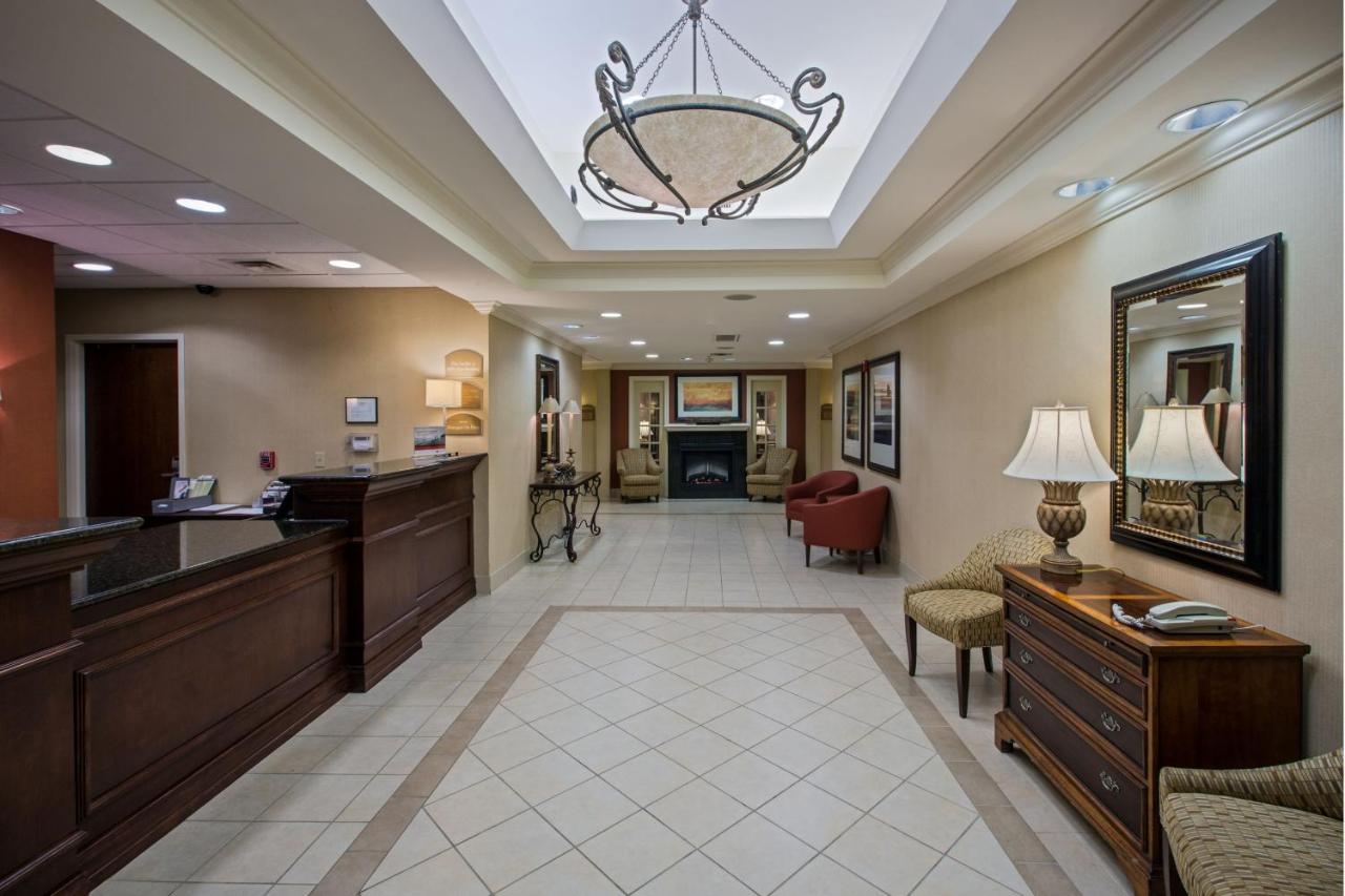  | Holiday Inn Express & Suites Flowood, an IHG Hotel