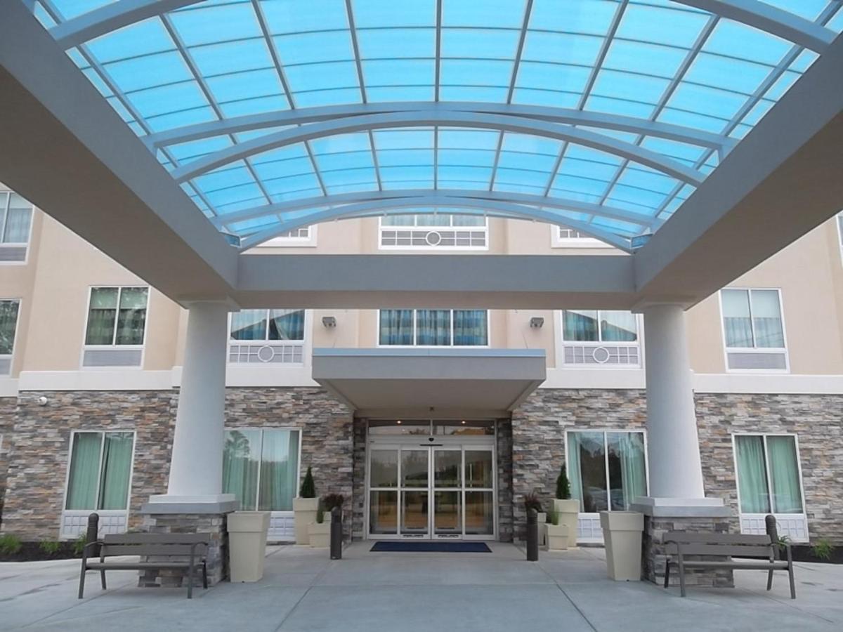 | Holiday Inn Express & Suites Columbus - Easton Area, an IHG Hotel