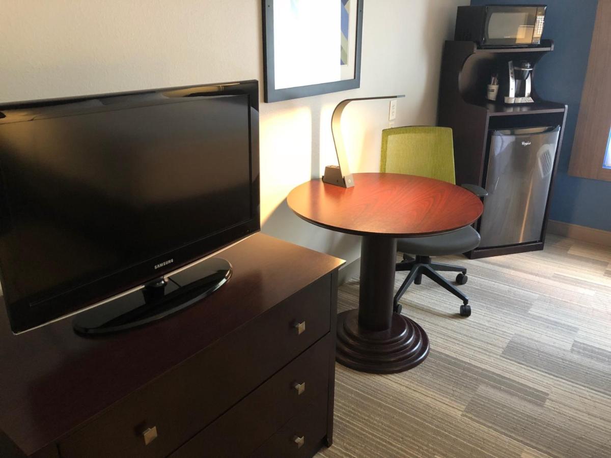 Queen Room with Two Queen Beds at Comfort Inn Dayton South