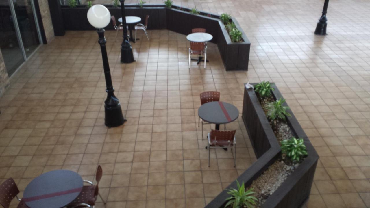 | Days Inn by Wyndham Henryetta