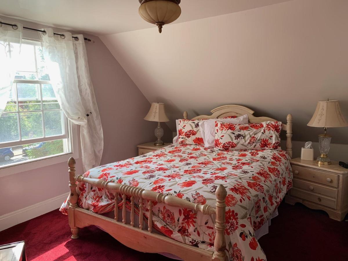  | The Inn at Benicia Bay