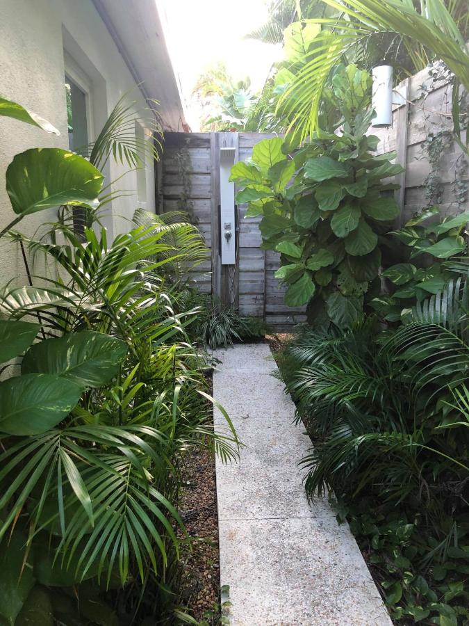  | Captiva Beach Resort (open private beach access)