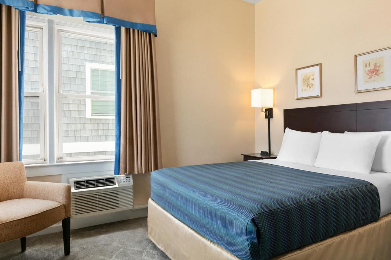 King Room - Limited Ocean View at Harrison Hall Hotel