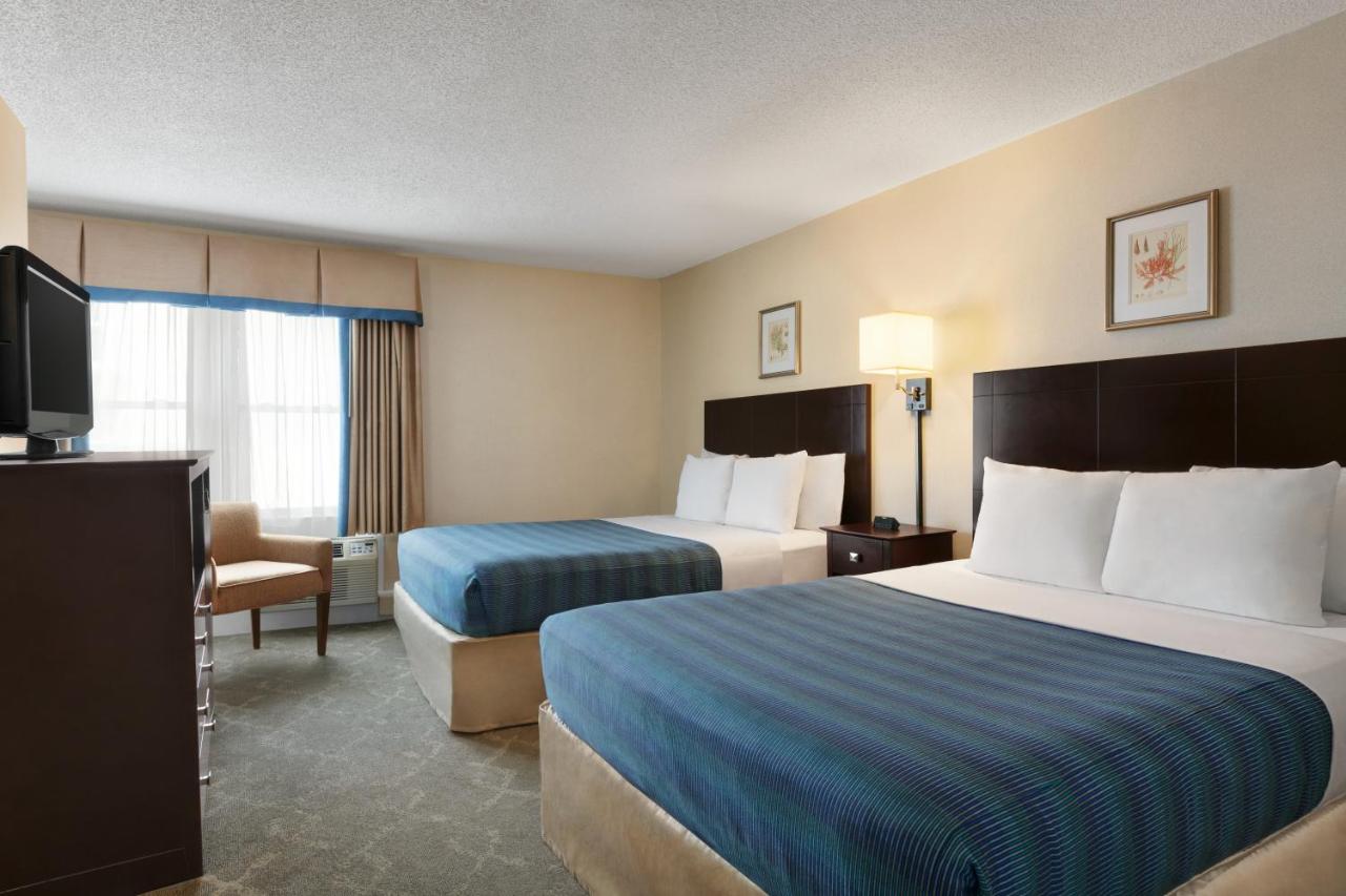 Room with Two Double Beds - Limited Ocean View at Harrison Hall Hotel