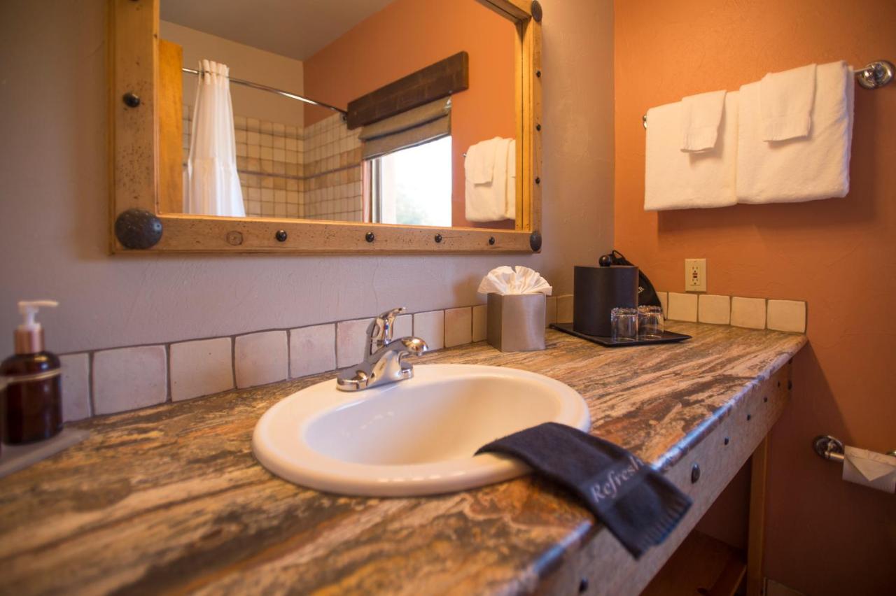 Santa Fe Executive Suite at Table Mountain Inn