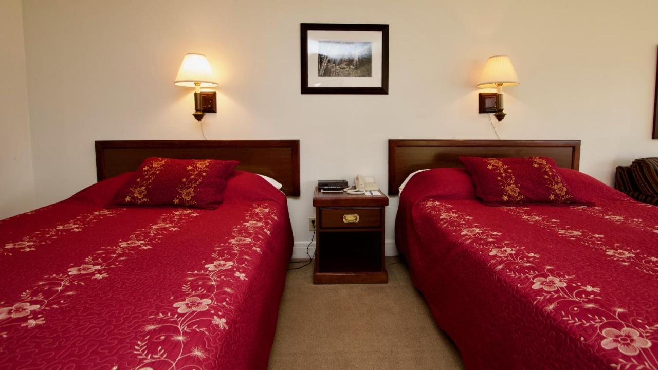 | Baileys Harbor Yacht Club Resort