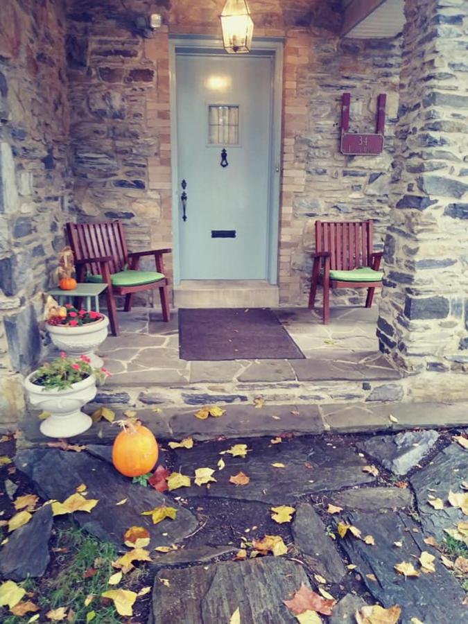 | Sleepy Hollow Manor