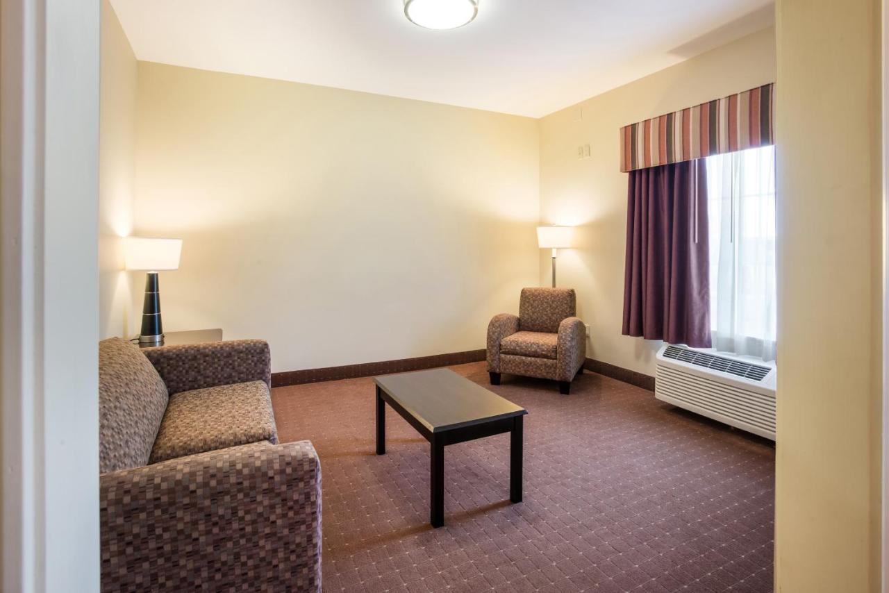 | Knights Inn Bunkie
