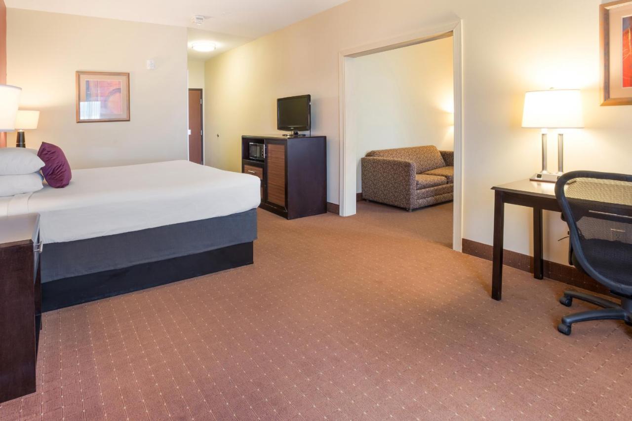 | Knights Inn Bunkie