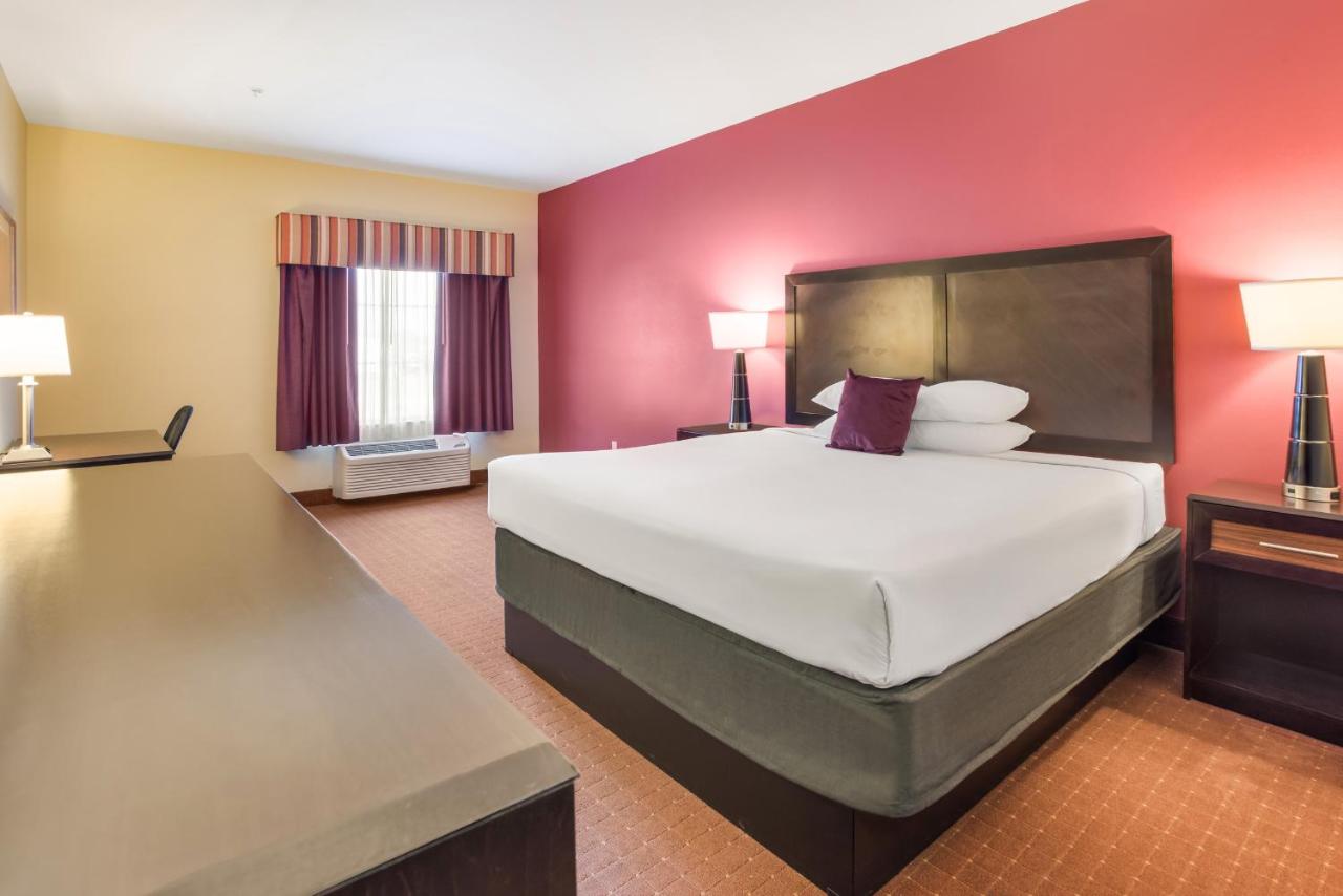 | Knights Inn Bunkie