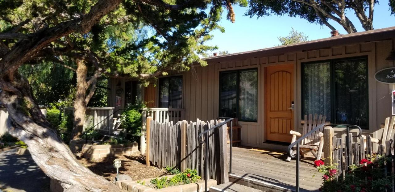 | Carmel Valley Lodge
