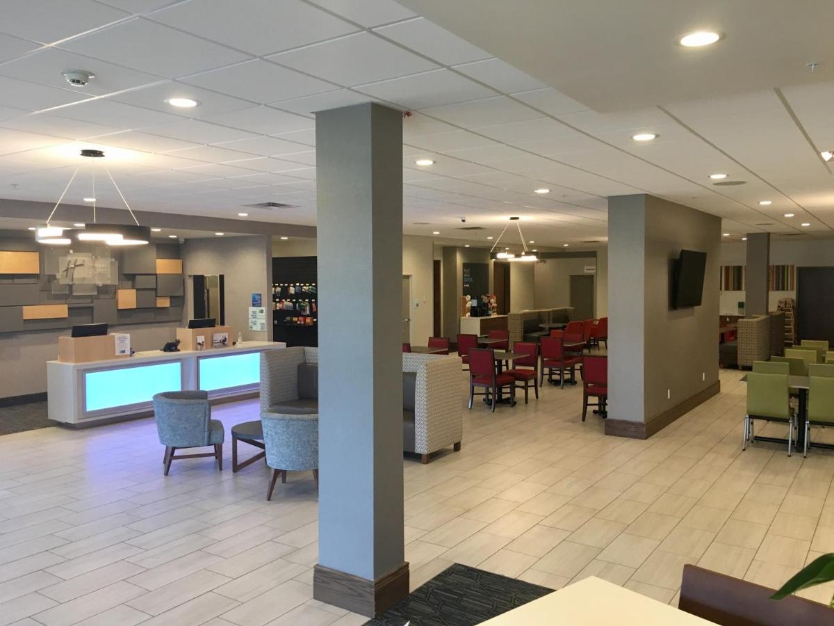 | Holiday Inn Express - Grand Island, an IHG Hotel