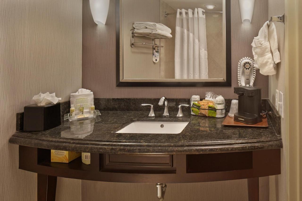 King Room - Non-Smoking at Holiday Inn Jacksonville E 295 Baymeadows by IHG
