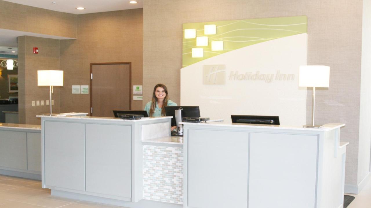 | Holiday Inn Guin, an IHG Hotel