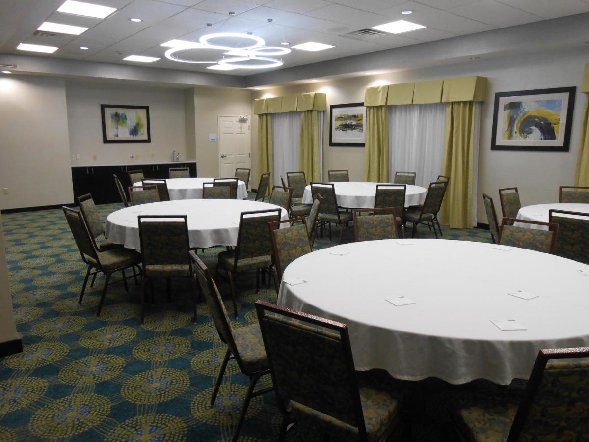 | Holiday Inn Express Hotel & Suites Houston NW-Brookhollow, an IHG Hotel