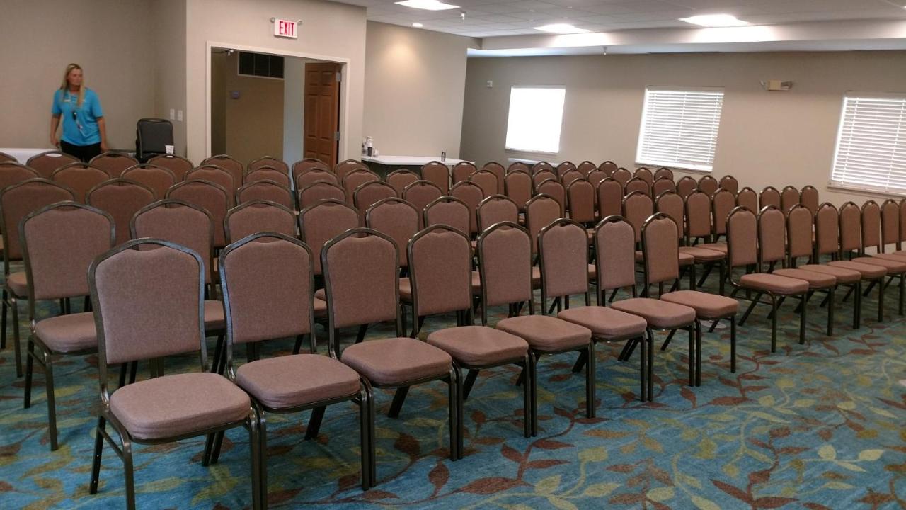 | Candlewood Suites Indianapolis Northwest, an IHG Hotel