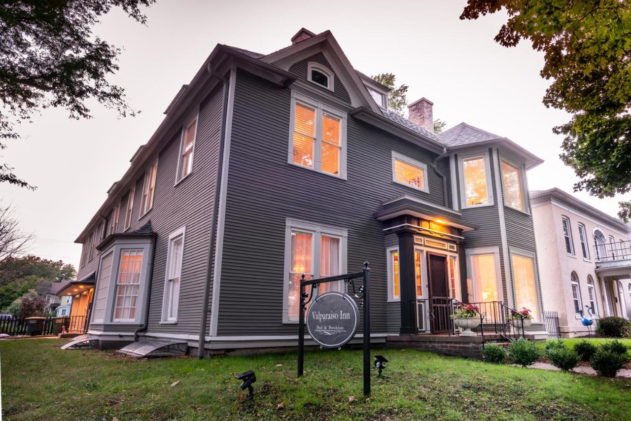  | Valparaiso Inn B&B