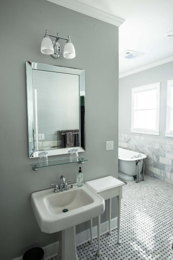  | Valparaiso Inn B&B