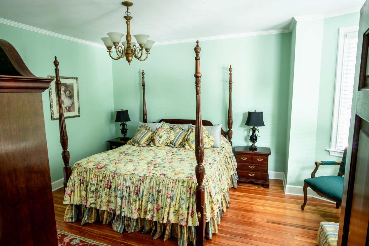  | Valparaiso Inn B&B