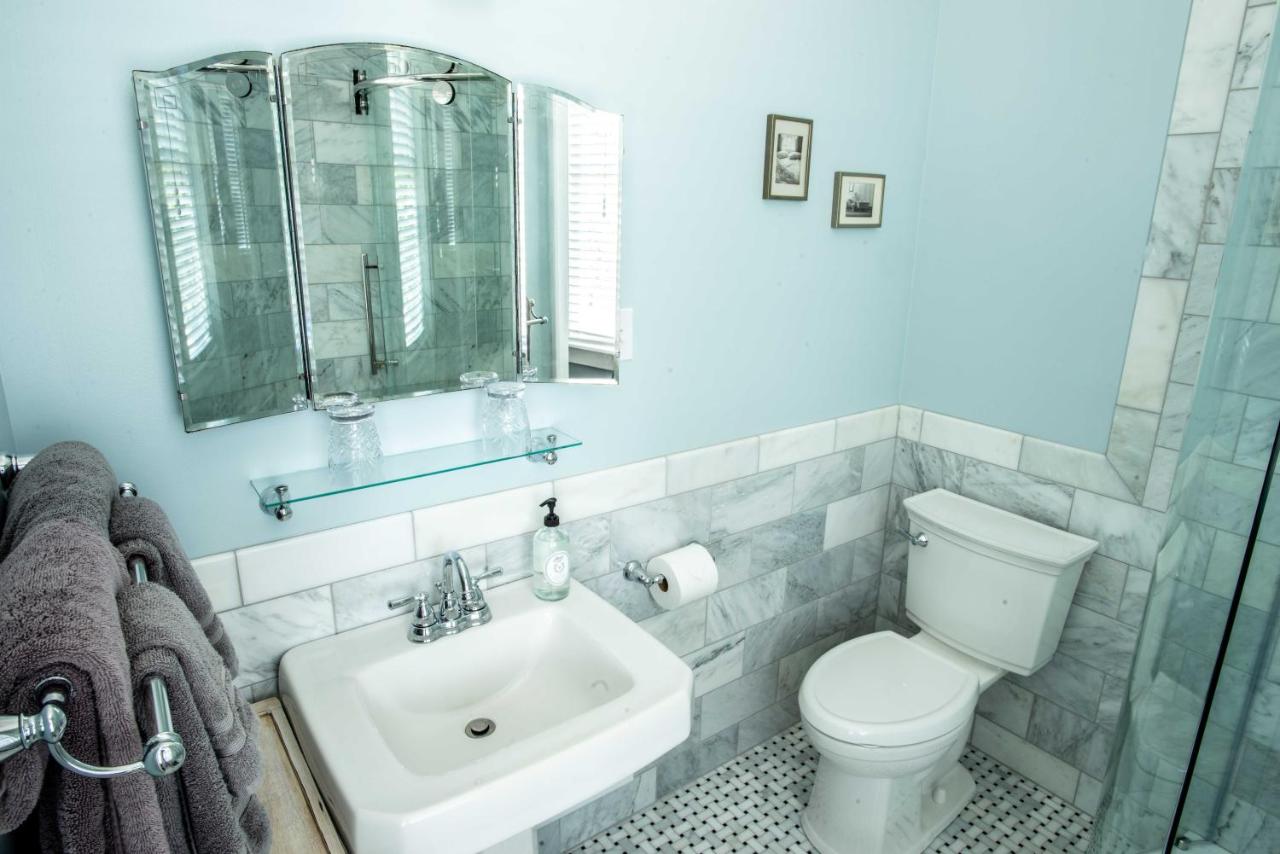  | Valparaiso Inn B&B