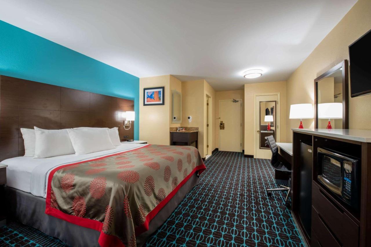 | Ramada by Wyndham Groton