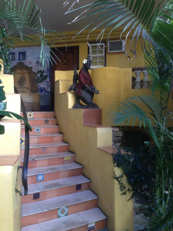  | Secret Garden Inn