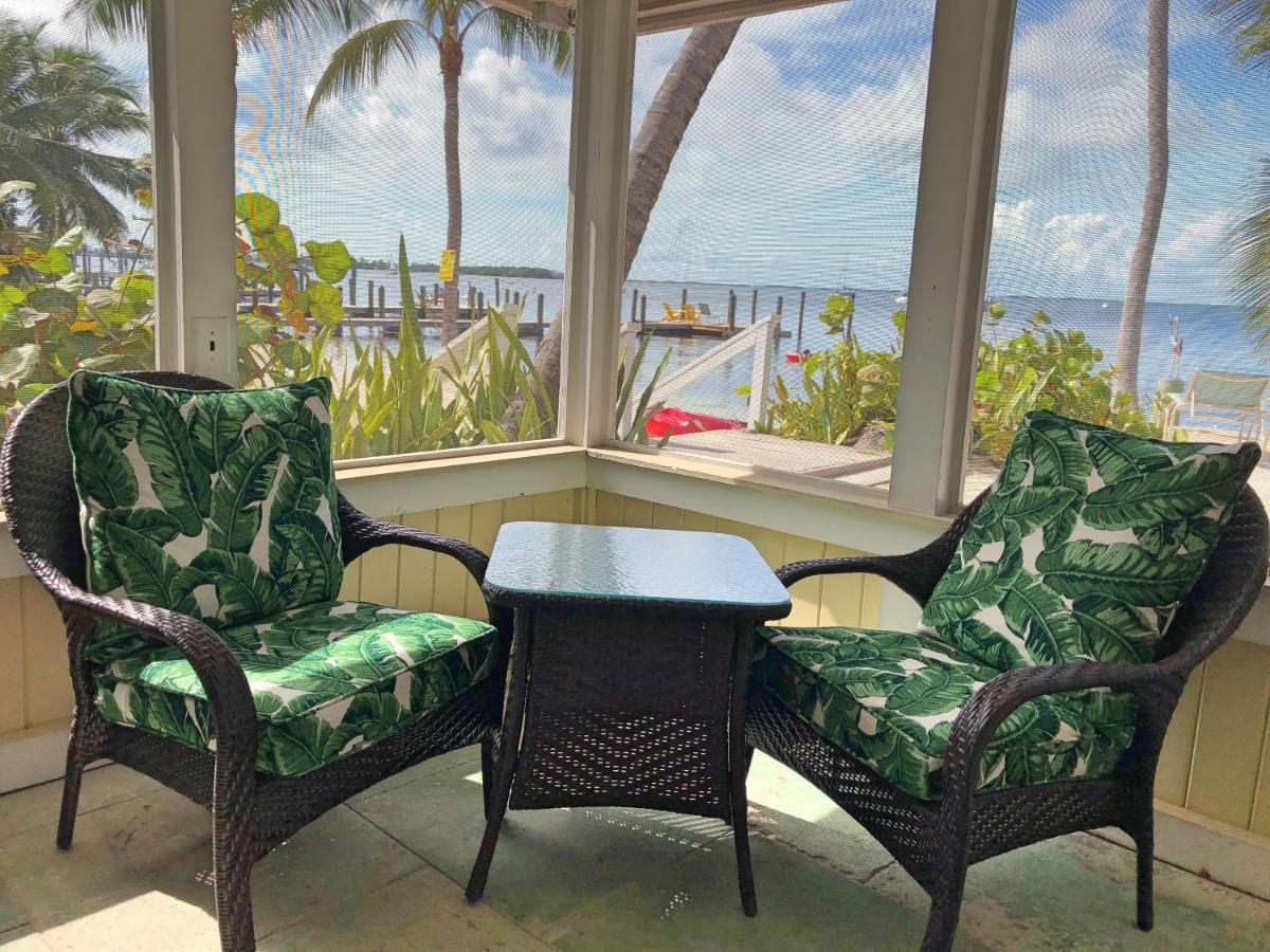 Sailaway King Waterfront Suite at The Pelican Key Largo Cottages