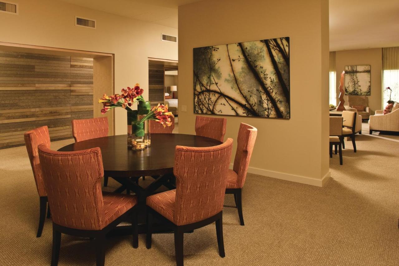 Presidential Suite at Four Seasons Hotel Seattle
