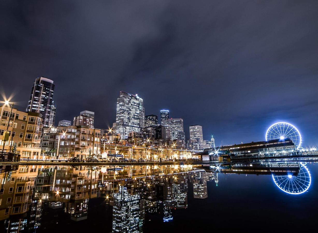 Seattle View King - Accessible at Four Seasons Hotel Seattle