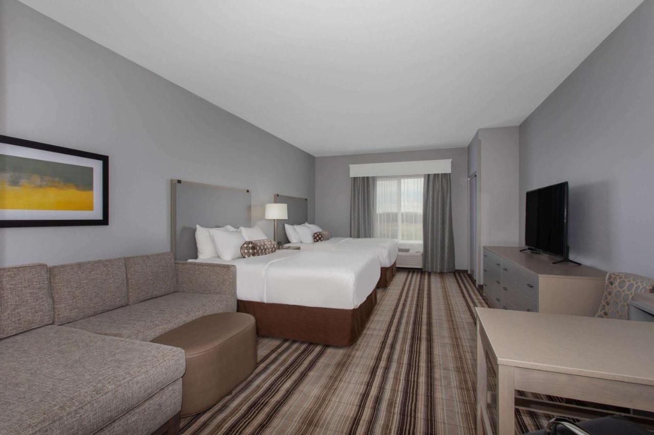 Studio Suite with Two Queen Beds - Non-Smoking at Hawthorn Extended Stay by Wyndham Loveland
